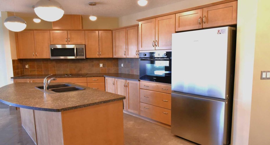 3101 34 Avenue, Calgary, Alberta T2L 2A3, 1 Bedroom Bedrooms, ,1 BathroomBathrooms,Residential,For Sale,34,A2304852