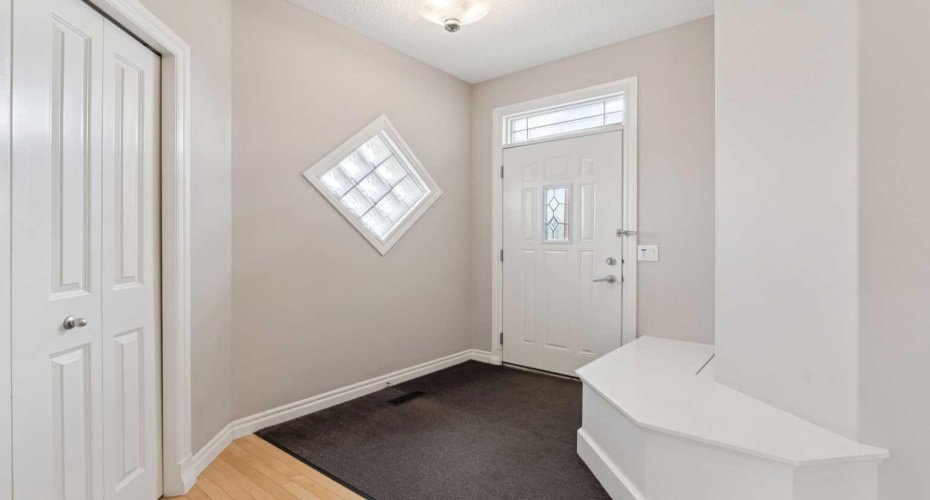357 Kincora Drive, Calgary, Alberta T3R 1N3, 3 Bedrooms Bedrooms, ,3 BathroomsBathrooms,Residential,For Sale,Kincora,A2305802
