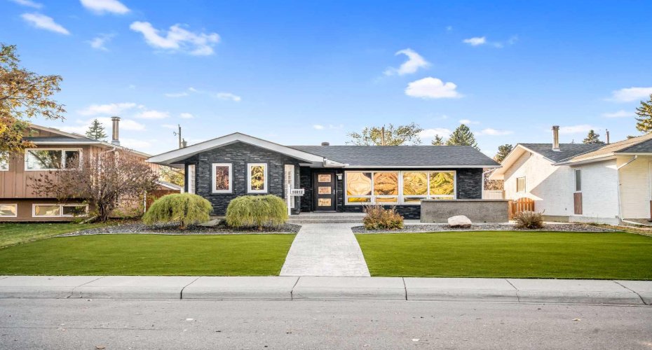 10012 Willowview Road, Calgary, Alberta T2J 1P4, 4 Bedrooms Bedrooms, ,3 BathroomsBathrooms,Residential,For Sale,Willowview,A2299459