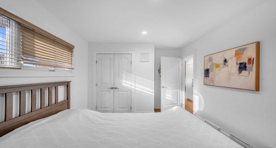 10012 Willowview Road, Calgary, Alberta T2J 1P4, 4 Bedrooms Bedrooms, ,3 BathroomsBathrooms,Residential,For Sale,Willowview,A2299459