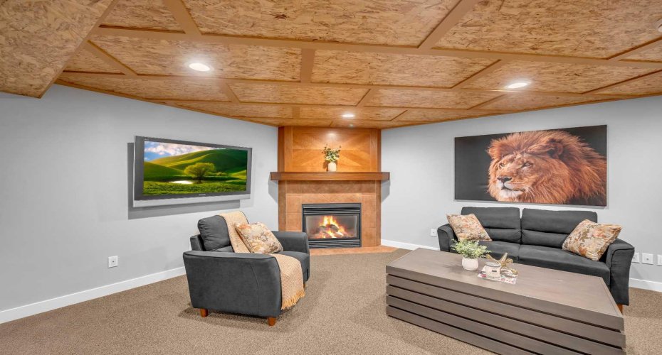10012 Willowview Road, Calgary, Alberta T2J 1P4, 4 Bedrooms Bedrooms, ,3 BathroomsBathrooms,Residential,For Sale,Willowview,A2299459