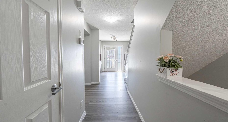 24 Cityscape Avenue, Calgary, Alberta T3N 0P9, 2 Bedrooms Bedrooms, ,2 BathroomsBathrooms,Residential,For Sale,Cityscape,A2302404