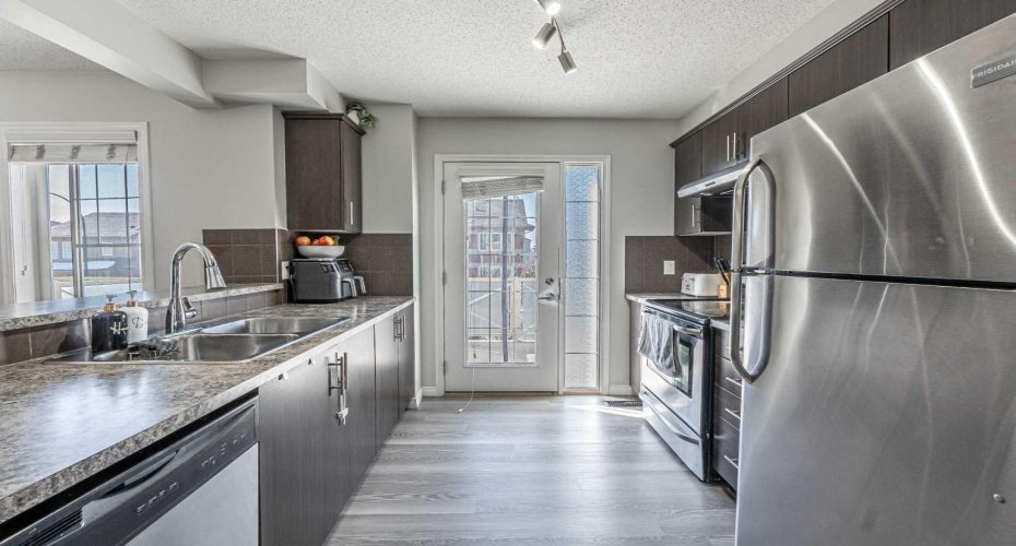 24 Cityscape Avenue, Calgary, Alberta T3N 0P9, 2 Bedrooms Bedrooms, ,2 BathroomsBathrooms,Residential,For Sale,Cityscape,A2302404