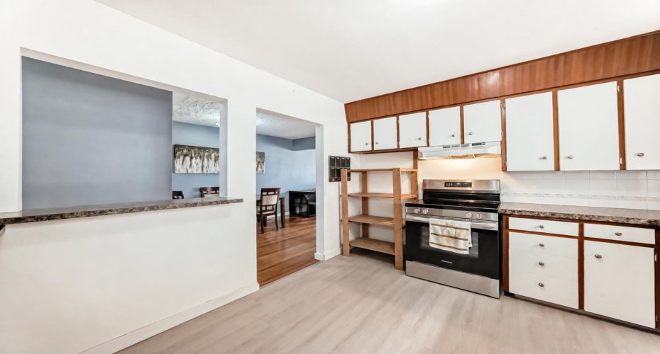 417 37 Street, Calgary, Alberta T3C 1R7, 3 Bedrooms Bedrooms, ,1 BathroomBathrooms,Residential,For Sale,37,A2306857
