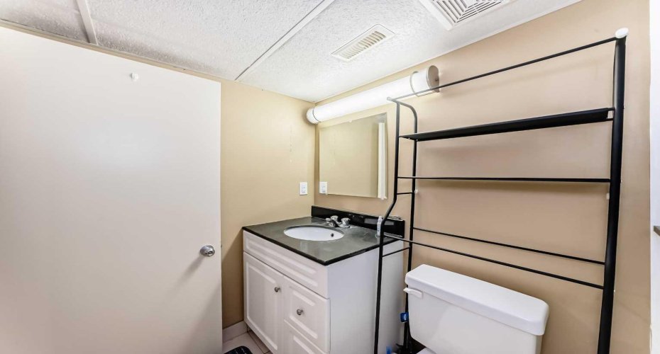 417 37 Street, Calgary, Alberta T3C 1R7, 3 Bedrooms Bedrooms, ,1 BathroomBathrooms,Residential,For Sale,37,A2306857