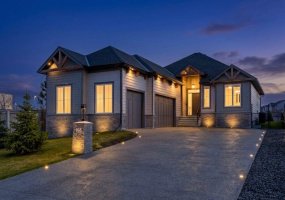 25 Cimarron Estates Gate, Okotoks, Alberta T1S0M9, 4 Bedrooms Bedrooms, ,3 BathroomsBathrooms,Residential,For Sale,Cimarron Estates,A2307466