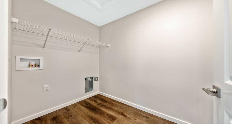 Convenient central upstairs laundry room
