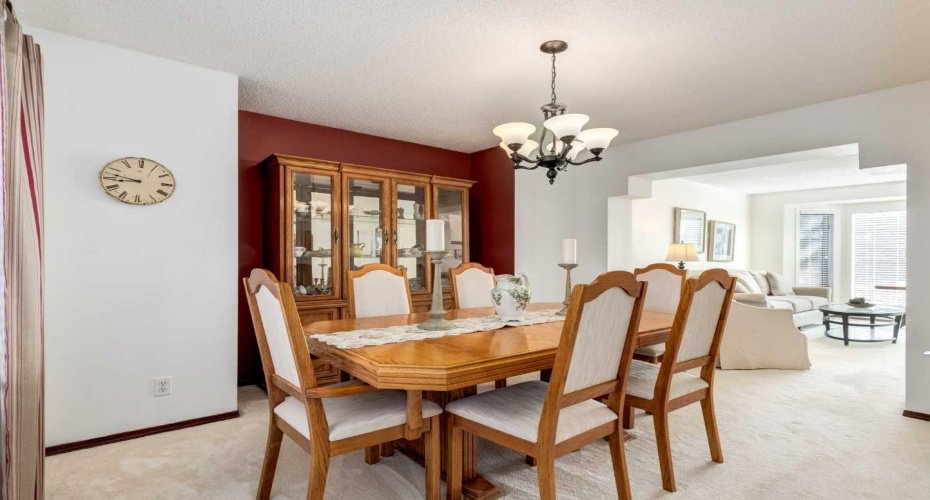 83 Gleneagles Close, Cochrane, Alberta T4C1N7, 4 Bedrooms Bedrooms, ,4 BathroomsBathrooms,Residential,For Sale,Gleneagles,A2304283