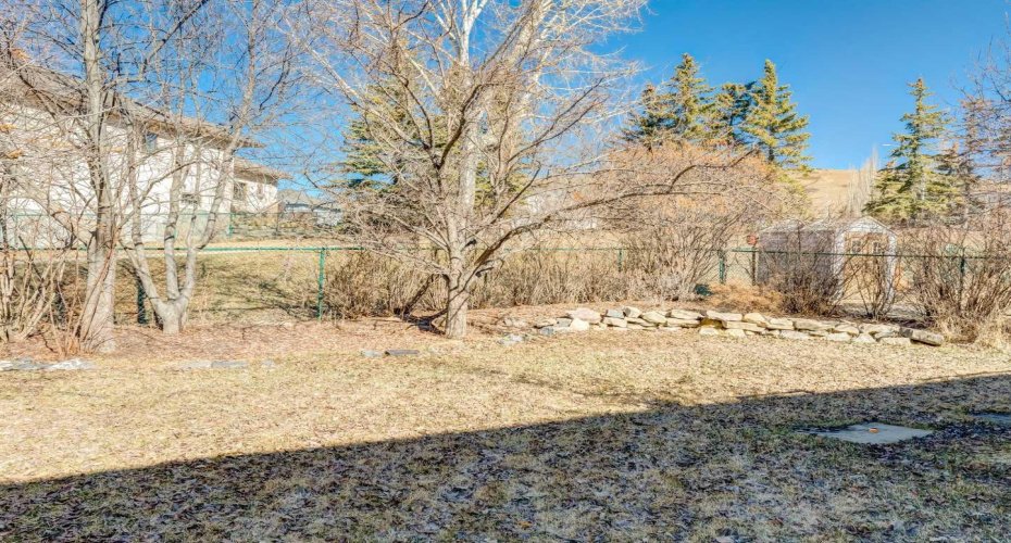 83 Gleneagles Close, Cochrane, Alberta T4C1N7, 4 Bedrooms Bedrooms, ,4 BathroomsBathrooms,Residential,For Sale,Gleneagles,A2304283