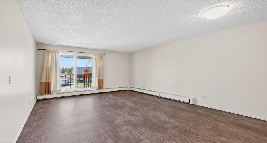 36 Glenbrook Crescent, Cochrane, Alberta T4C 1T2, 1 Bedroom Bedrooms, 0 ,1 BathroomBathrooms,Residential,For Sale,Glenbrook,0,A2308352