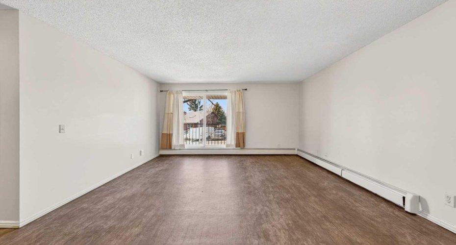 36 Glenbrook Crescent, Cochrane, Alberta T4C 1T2, 1 Bedroom Bedrooms, 0 ,1 BathroomBathrooms,Residential,For Sale,Glenbrook,0,A2308352