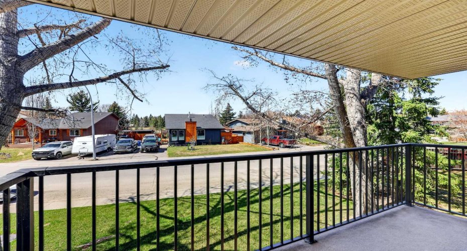36 Glenbrook Crescent, Cochrane, Alberta T4C 1T2, 1 Bedroom Bedrooms, 0 ,1 BathroomBathrooms,Residential,For Sale,Glenbrook,0,A2308352