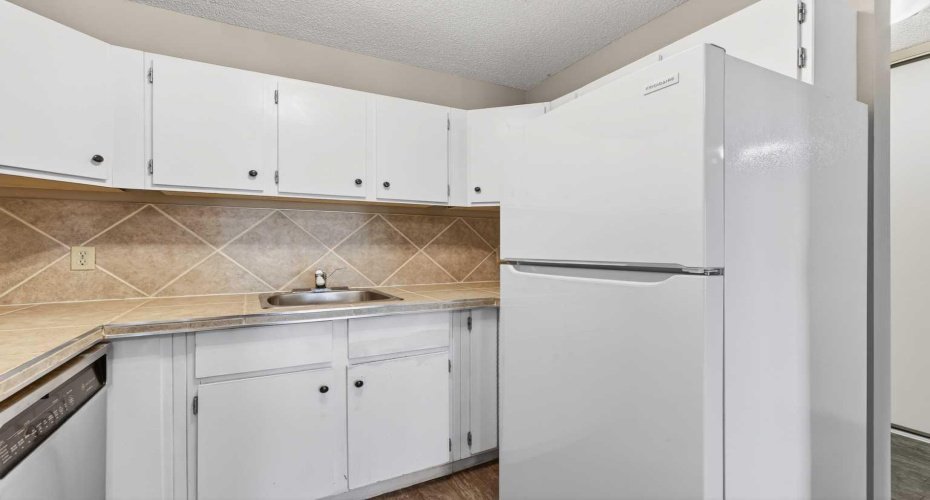 36 Glenbrook Crescent, Cochrane, Alberta T4C 1T2, 1 Bedroom Bedrooms, 0 ,1 BathroomBathrooms,Residential,For Sale,Glenbrook,0,A2308352