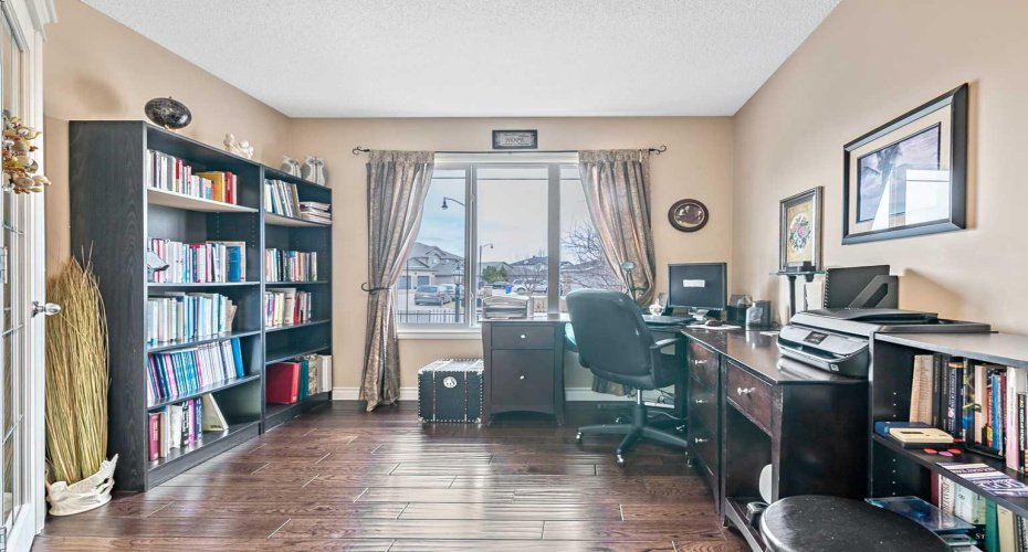 43 Sheep River Heights, Okotoks, Alberta T1S 2A1, 3 Bedrooms Bedrooms, ,3 BathroomsBathrooms,Residential,For Sale,Sheep River,A2297277
