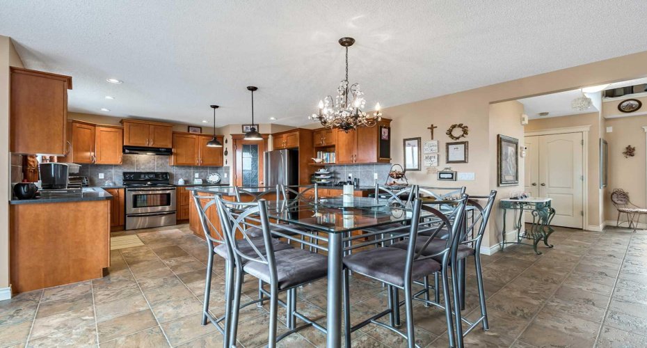 43 Sheep River Heights, Okotoks, Alberta T1S 2A1, 3 Bedrooms Bedrooms, ,3 BathroomsBathrooms,Residential,For Sale,Sheep River,A2297277