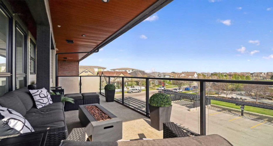 2231 Mahogany Boulevard, Calgary, Alberta T3M 3E1, 2 Bedrooms Bedrooms, ,2 BathroomsBathrooms,Residential,For Sale,Mahogany,A2307080