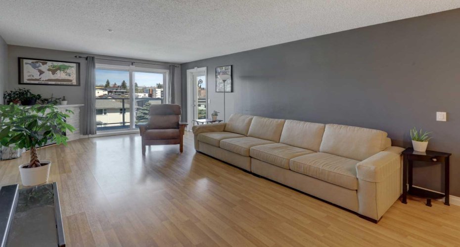 1631 28 Avenue, Calgary, Alberta T2T 1J5, 2 Bedrooms Bedrooms, ,2 BathroomsBathrooms,Residential,For Sale,28,A2307155