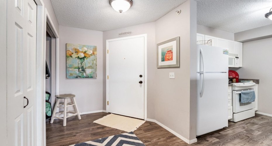 12 Cimarron Common, Okotoks, Alberta T1S 2G1, 1 Bedroom Bedrooms, ,1 BathroomBathrooms,Residential,For Sale,Cimarron,A2309325