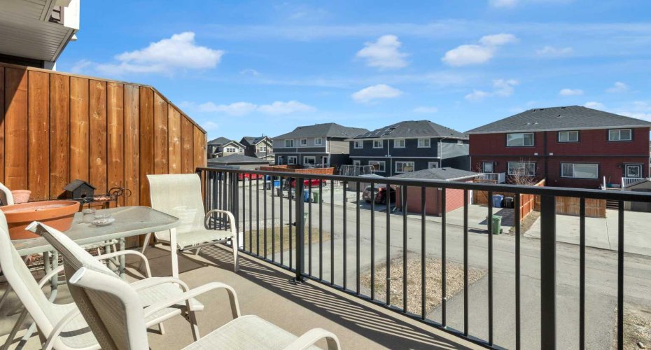 188 Sundown Road, Cochrane, Alberta T4C 2M5, 3 Bedrooms Bedrooms, ,3 BathroomsBathrooms,Residential,For Sale,Sundown,A2309401