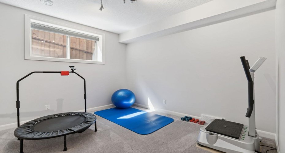 Bedroom 5 | basement level perfect to create privacy for guests
