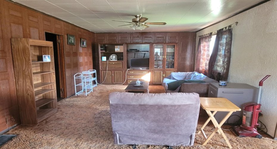 44 Street, High Prairie, Alberta T0G 1E0, 4 Bedrooms Bedrooms, ,1 BathroomBathrooms,Residential,For Sale,Street,A2120204