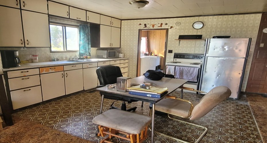 44 Street, High Prairie, Alberta T0G 1E0, 4 Bedrooms Bedrooms, ,1 BathroomBathrooms,Residential,For Sale,Street,A2120204