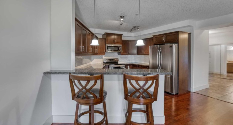 77 George Fox Trail, Cochrane, Alberta T4C 0N1, 2 Bedrooms Bedrooms, ,2 BathroomsBathrooms,Residential,For Sale,George Fox,A2309169