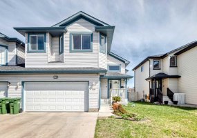44 Canoe Square, Airdrie, Alberta T4B 2N5, 5 Bedrooms Bedrooms, ,3 BathroomsBathrooms,Residential,For Sale,Canoe,A2309700