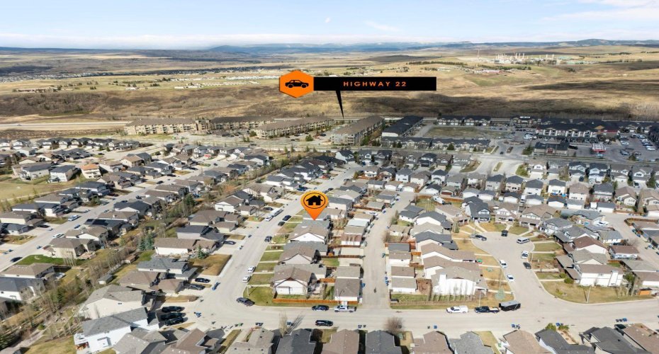 202 Sunset Heights, Cochrane, Alberta T4C0C9, 3 Bedrooms Bedrooms, ,4 BathroomsBathrooms,Residential,For Sale,Sunset,A2307905