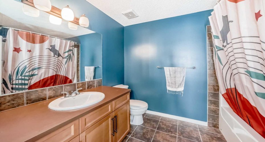 296 Sunset Point, Cochrane, Alberta T4C 0K8, 3 Bedrooms Bedrooms, ,3 BathroomsBathrooms,Residential,For Sale,Sunset,A2297573