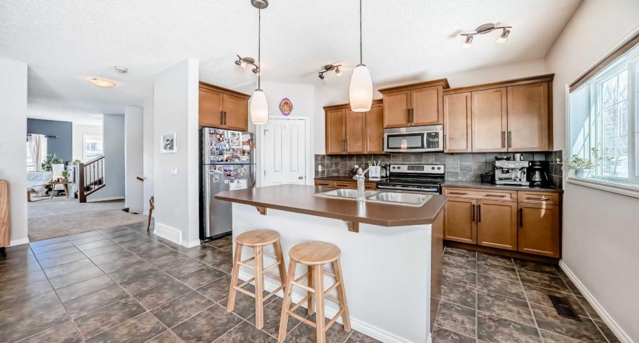 Open concept Kitchen and Dining