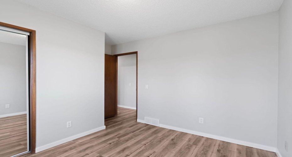92 Glenhill Drive, Cochrane, Alberta T4C 1H1, 3 Bedrooms Bedrooms, ,3 BathroomsBathrooms,Residential,For Sale,Glenhill,A2310605