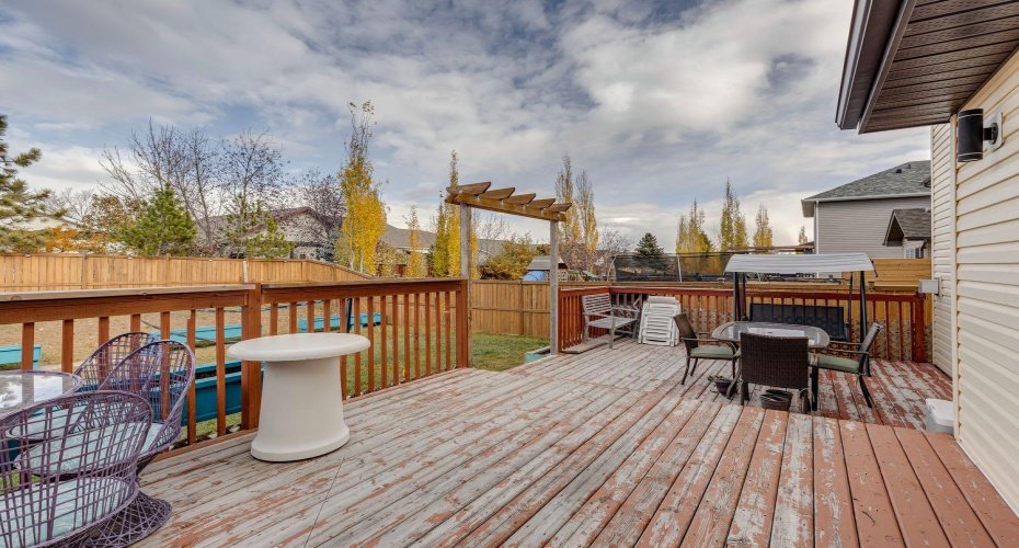 47 Westmount Road, Okotoks, Alberta T1S 2J3, 4 Bedrooms Bedrooms, ,4 BathroomsBathrooms,Residential,For Sale,Westmount,A2310716