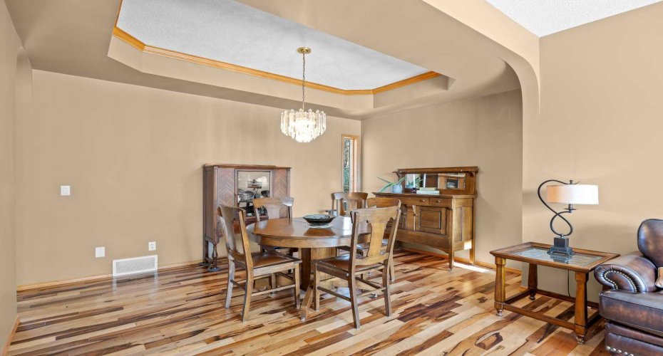 30 Gleneagles View, Cochrane, Alberta T0L 0W2, 5 Bedrooms Bedrooms, ,4 BathroomsBathrooms,Residential,For Sale,Gleneagles,A2308711