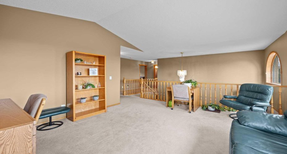 30 Gleneagles View, Cochrane, Alberta T0L 0W2, 5 Bedrooms Bedrooms, ,4 BathroomsBathrooms,Residential,For Sale,Gleneagles,A2308711