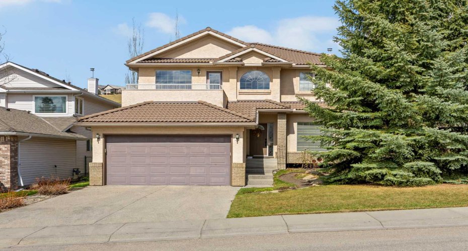 30 Gleneagles View, Cochrane, Alberta T0L 0W2, 5 Bedrooms Bedrooms, ,4 BathroomsBathrooms,Residential,For Sale,Gleneagles,A2308711