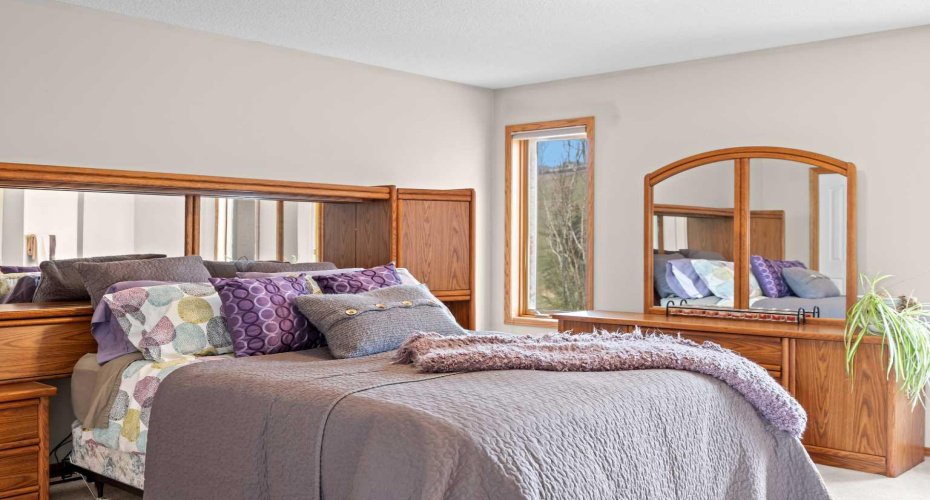 30 Gleneagles View, Cochrane, Alberta T0L 0W2, 5 Bedrooms Bedrooms, ,4 BathroomsBathrooms,Residential,For Sale,Gleneagles,A2308711