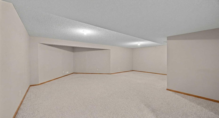 30 Gleneagles View, Cochrane, Alberta T0L 0W2, 5 Bedrooms Bedrooms, ,4 BathroomsBathrooms,Residential,For Sale,Gleneagles,A2308711