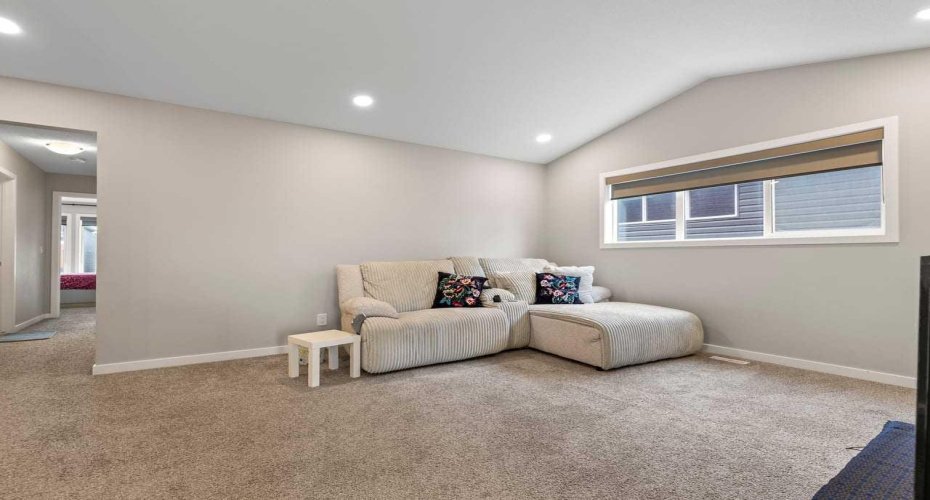 107 Lucas Terrace, Calgary, Alberta T3P 1P9, 4 Bedrooms Bedrooms, ,3 BathroomsBathrooms,Residential,For Sale,Lucas,A2309133