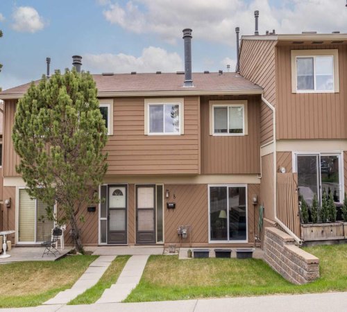 4940 39 Avenue, Calgary, Alberta T3E 6M7, 2 Bedrooms Bedrooms, ,1 BathroomBathrooms,Residential,For Sale,39,A2310774