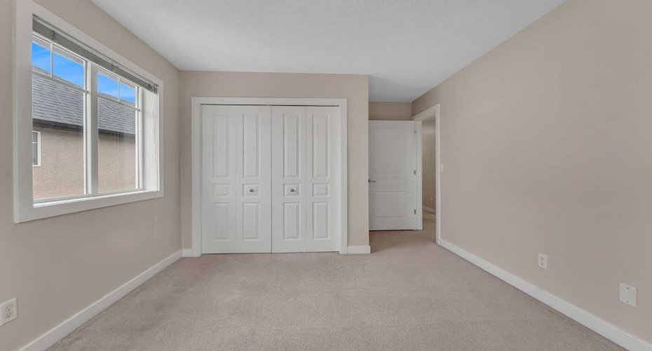 9 Cimarron Vista Gardens, Okotoks, Alberta T1s0G2, 3 Bedrooms Bedrooms, ,3 BathroomsBathrooms,Residential,For Sale,Cimarron Vista,A2310052