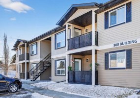 8 Bayside Place, Strathmore, Alberta T1P 0E1, 2 Bedrooms Bedrooms, ,1 BathroomBathrooms,Residential,For Sale,Bayside,A2291707