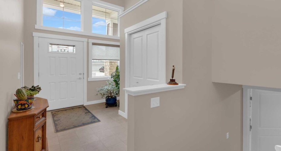 129 Fireside Place, Cochrane, Alberta T4C 0R4, 2 Bedrooms Bedrooms, ,3 BathroomsBathrooms,Residential,For Sale,Fireside,A2309787