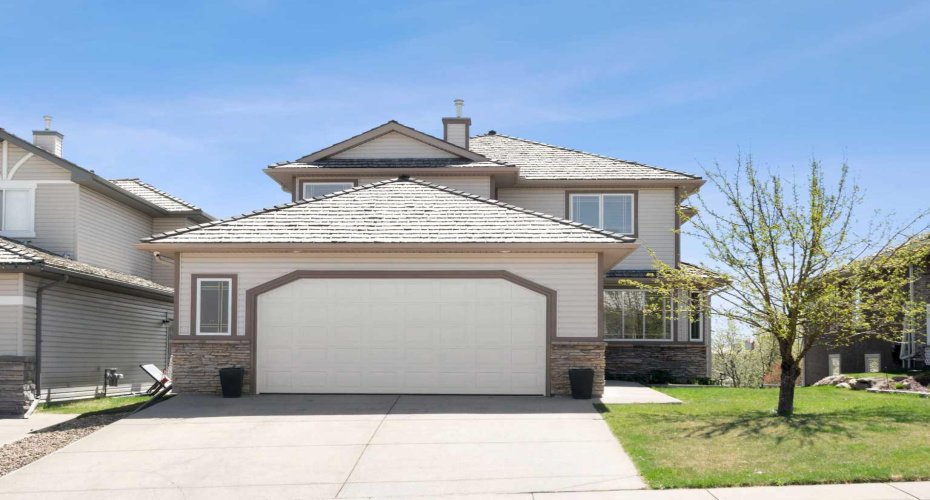 42 Gleneagles Terrace, Cochrane, Alberta T4C 1W4, 5 Bedrooms Bedrooms, ,4 BathroomsBathrooms,Residential,For Sale,Gleneagles,A2311053