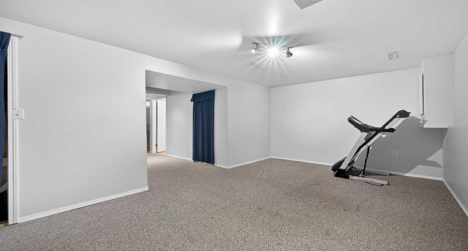 14736 Deerfield Drive, Calgary, Alberta T2J 5Y1, 3 Bedrooms Bedrooms, ,2 BathroomsBathrooms,Residential,For Sale,Deerfield,A2311318