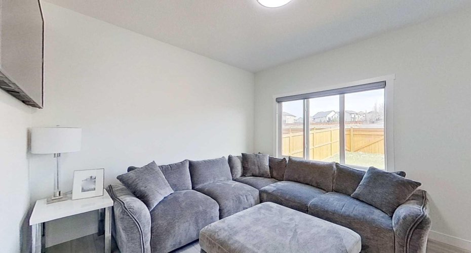 55 Belgian Crescent, Cochrane, Alberta T4C 3C3, 3 Bedrooms Bedrooms, ,3 BathroomsBathrooms,Residential,For Sale,Belgian,A2310160