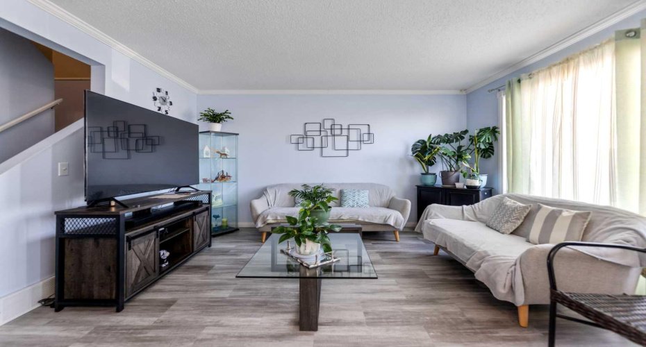 3029 Rundleson Road, Calgary, Alberta T1Y 3Z5, 3 Bedrooms Bedrooms, ,2 BathroomsBathrooms,Residential,For Sale,Rundleson,A2310203