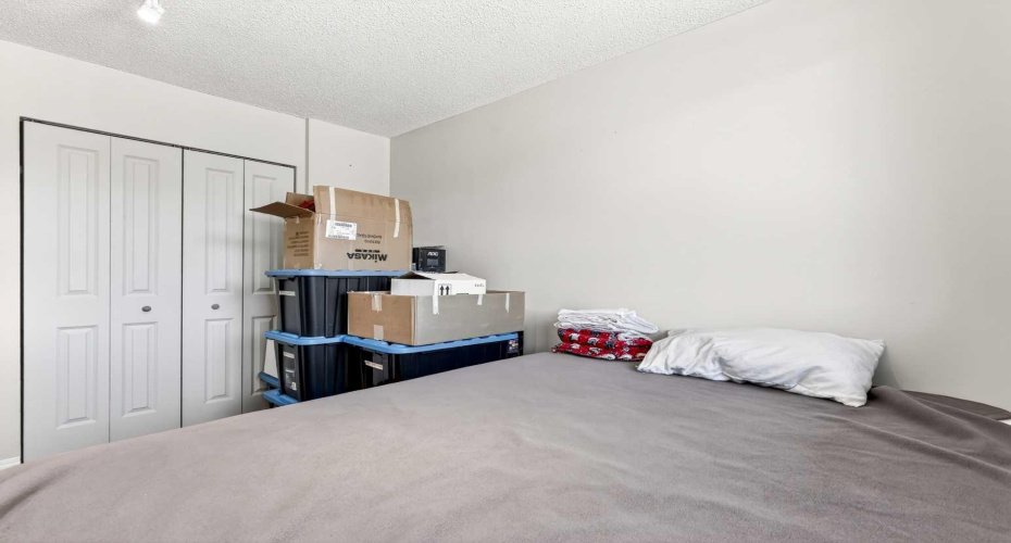80 Galbraith Drive, Calgary, Alberta T3E 3H2, 2 Bedrooms Bedrooms, ,1 BathroomBathrooms,Residential,For Sale,Galbraith,A2310213