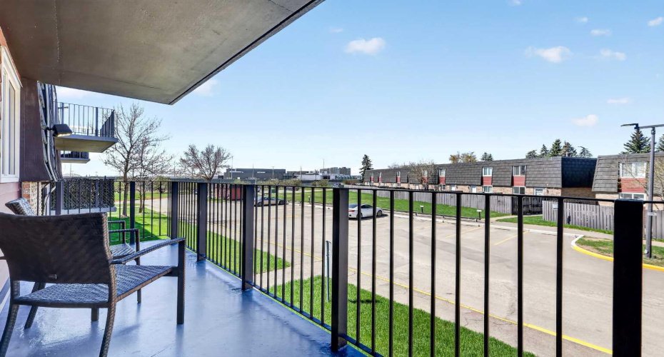 80 Galbraith Drive, Calgary, Alberta T3E 3H2, 2 Bedrooms Bedrooms, ,1 BathroomBathrooms,Residential,For Sale,Galbraith,A2310213
