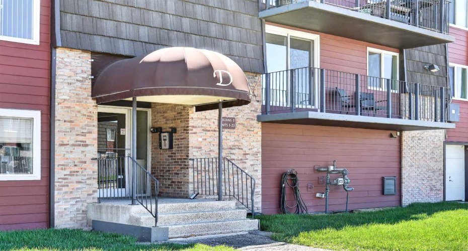 80 Galbraith Drive, Calgary, Alberta T3E 3H2, 2 Bedrooms Bedrooms, ,1 BathroomBathrooms,Residential,For Sale,Galbraith,A2310213